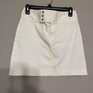 White Banana Republic skirt size 2